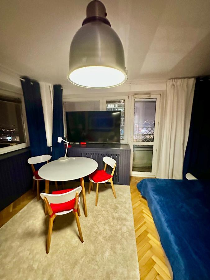 Lägenhet Sawa 5 Metro Wifi 70'tv Netflix Hbo Disney+ Appletv+ *